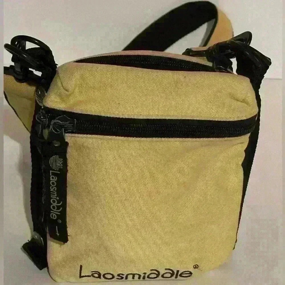 A Laosmiddle combo fanny packs / pouches w/a shoulder strap - Picture 9 of 12